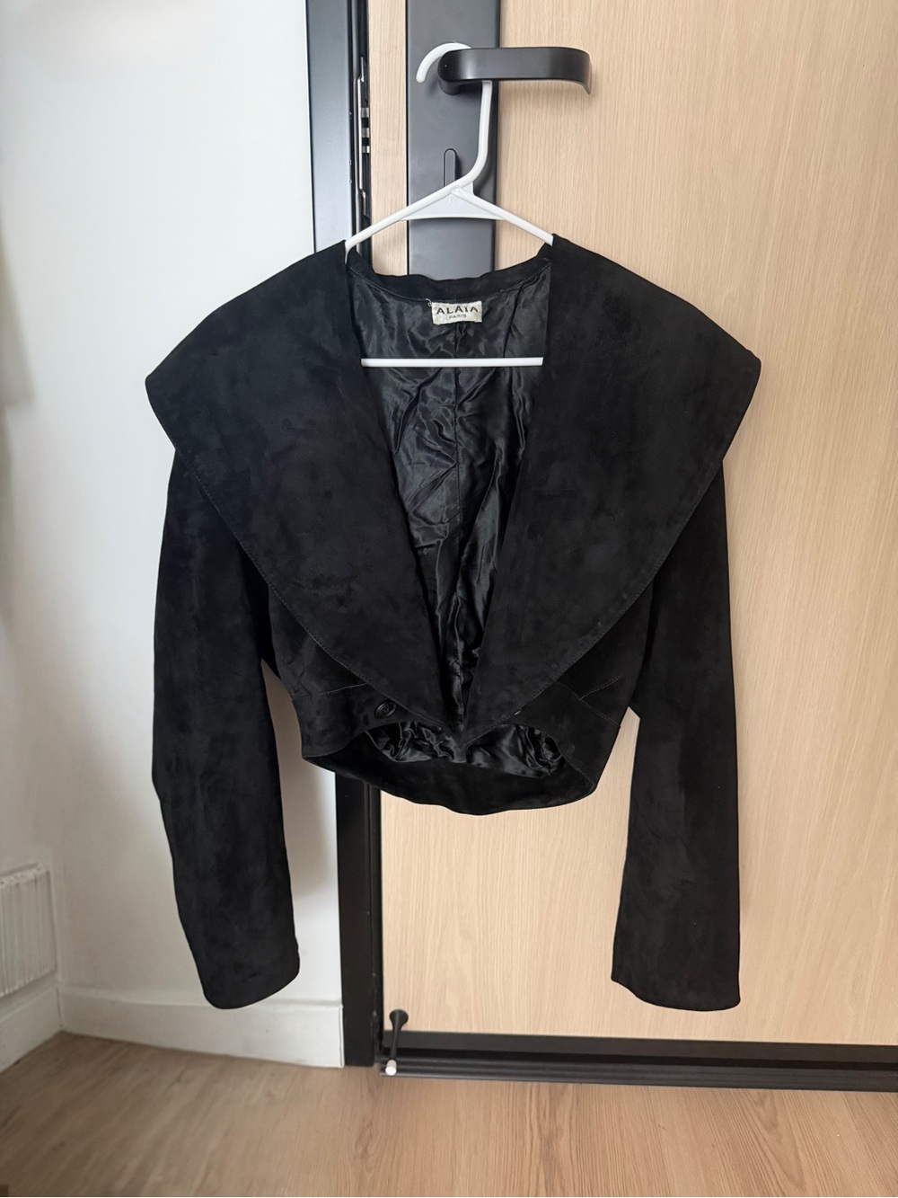 Rare Vintage Alaïa Paris Black Lamb Suede Cropped Jacket F/W 1989 Runway